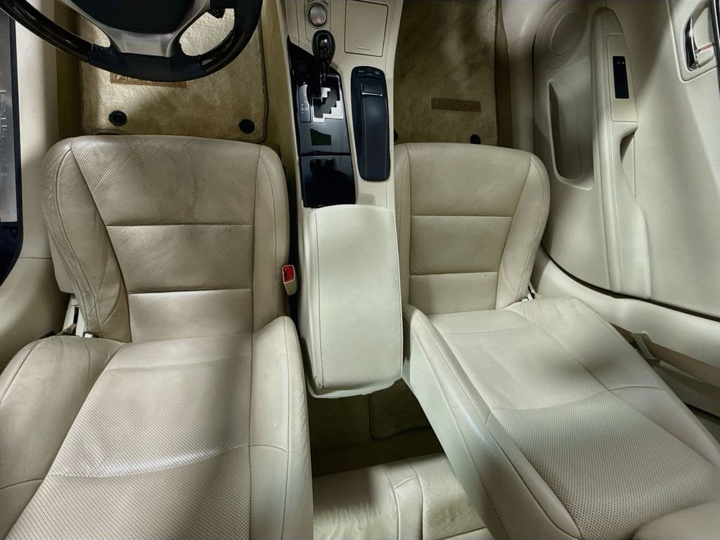 Used 2014 Deep Sea Mica Lexus Base image 22
