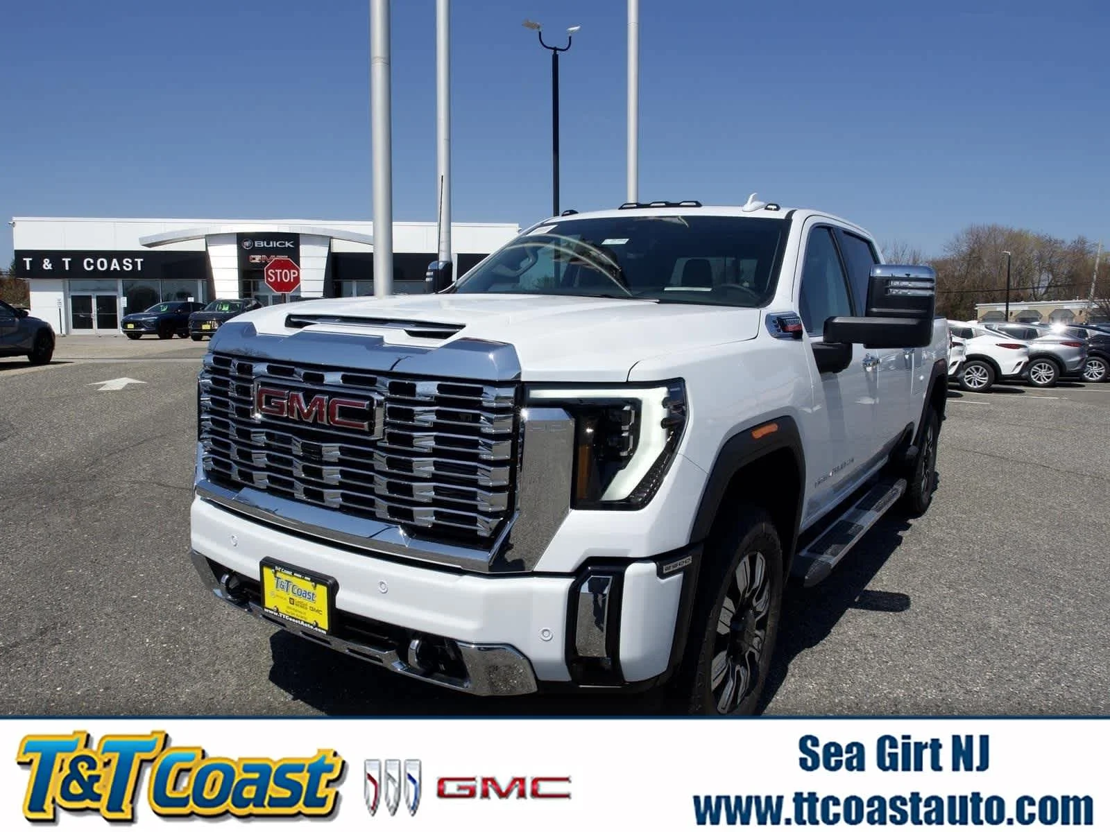 2026 GMC Sierra 4WD Crew Cab Standard Box Denali's photo