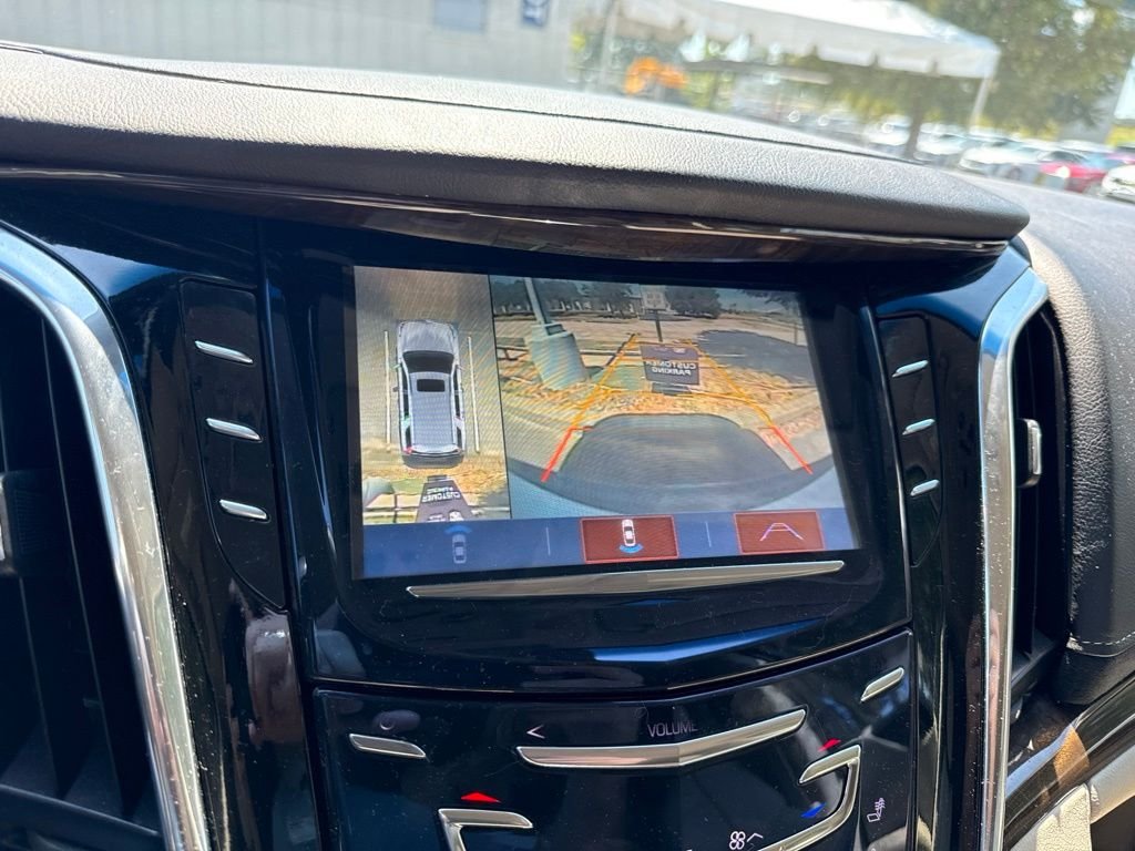 Used 2018 Crystal White Tricoat Cadillac Premium Luxury image 20