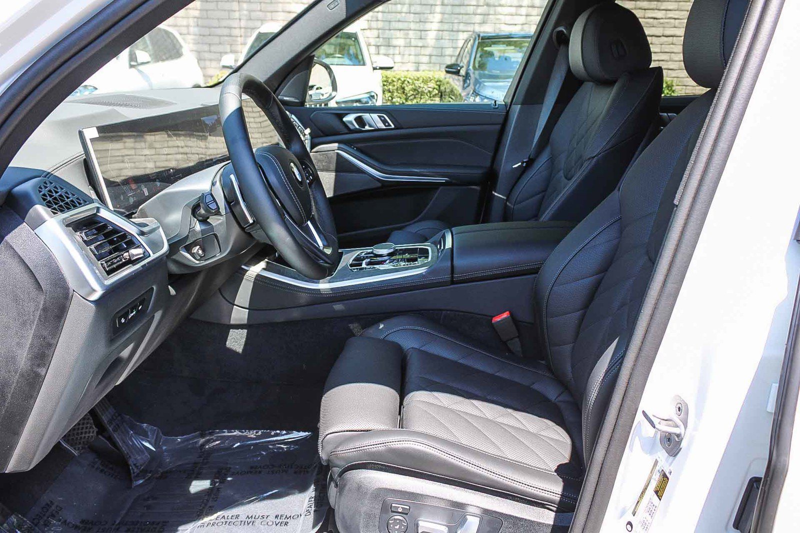New 2026 Alpine White BMW sDrive40i image 17