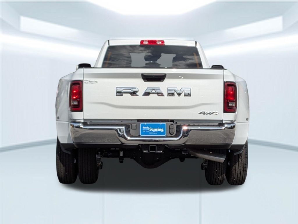 New 2026 Bright White Clear-Coat Exterior Paint RAM Tradesman image 5