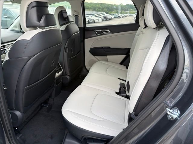 New 2026 Gravity Gray Kia EX image 8