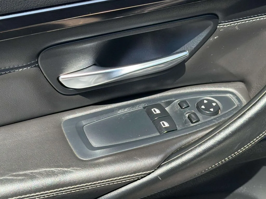 Used 2015 Mineral Gray Metallic BMW  image 27