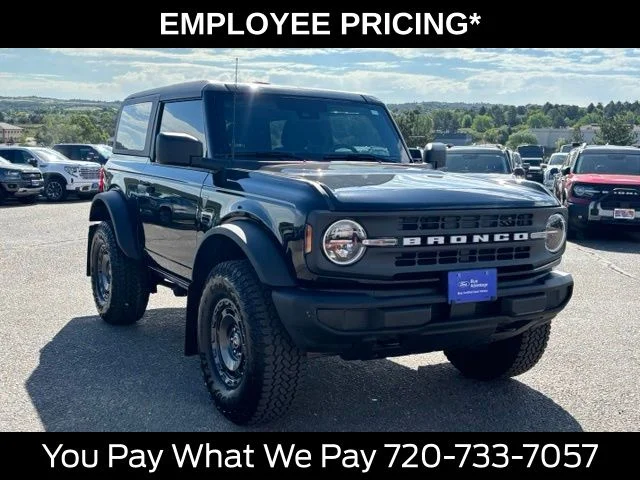 Used 2025 Black Ford Base image 8