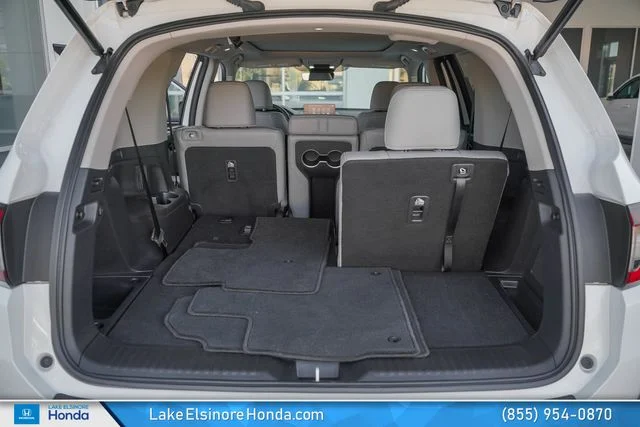 Used 2025 Platinum White Pearl Honda Touring image 29