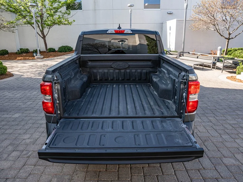 Used 2022 Carbonized Gray Metallic Ford XLT image 27