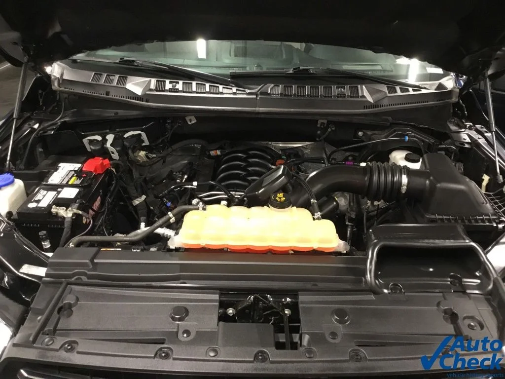 Used 2019 Blue Ford XLT image 34