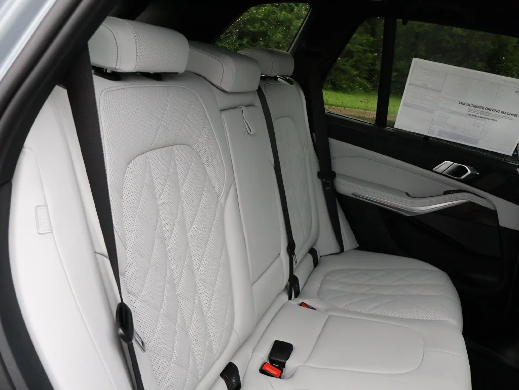 New 2026 Brooklyn Grey Metallic BMW xDrive40i image 35