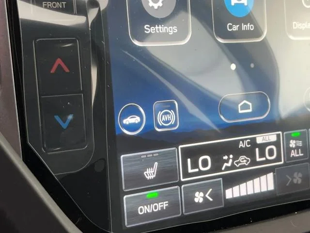 New 2026 CRYSTAL WHITE PEARL Subaru Limited Hybrid image 31