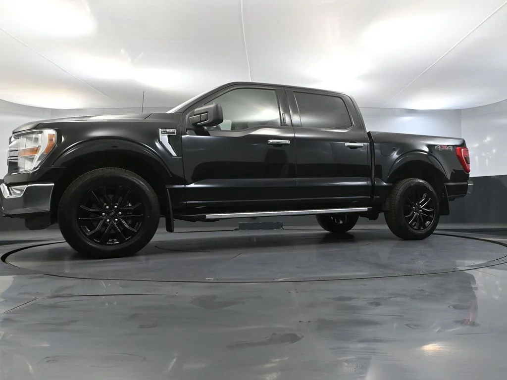 Used 2022 Black Ford XLT BRAND NEW WHEELS/TIRES image 45