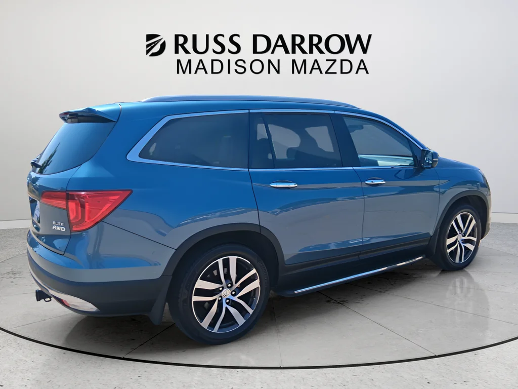 Used 2016 Blue Honda Elite image 5