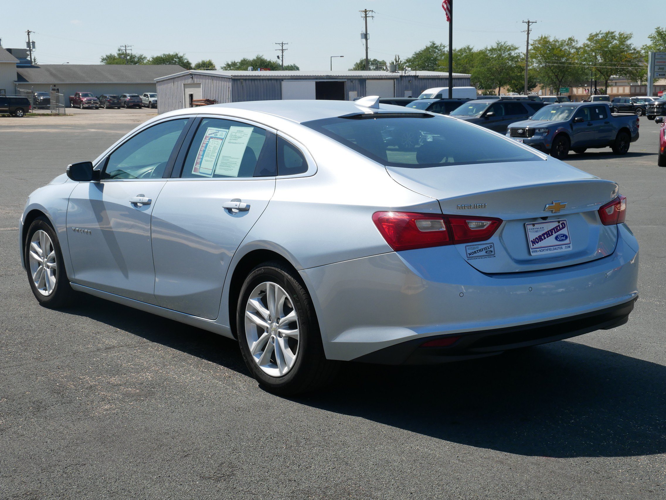 Used 2017 Arctic Blue Metallic Chevrolet LT image 6