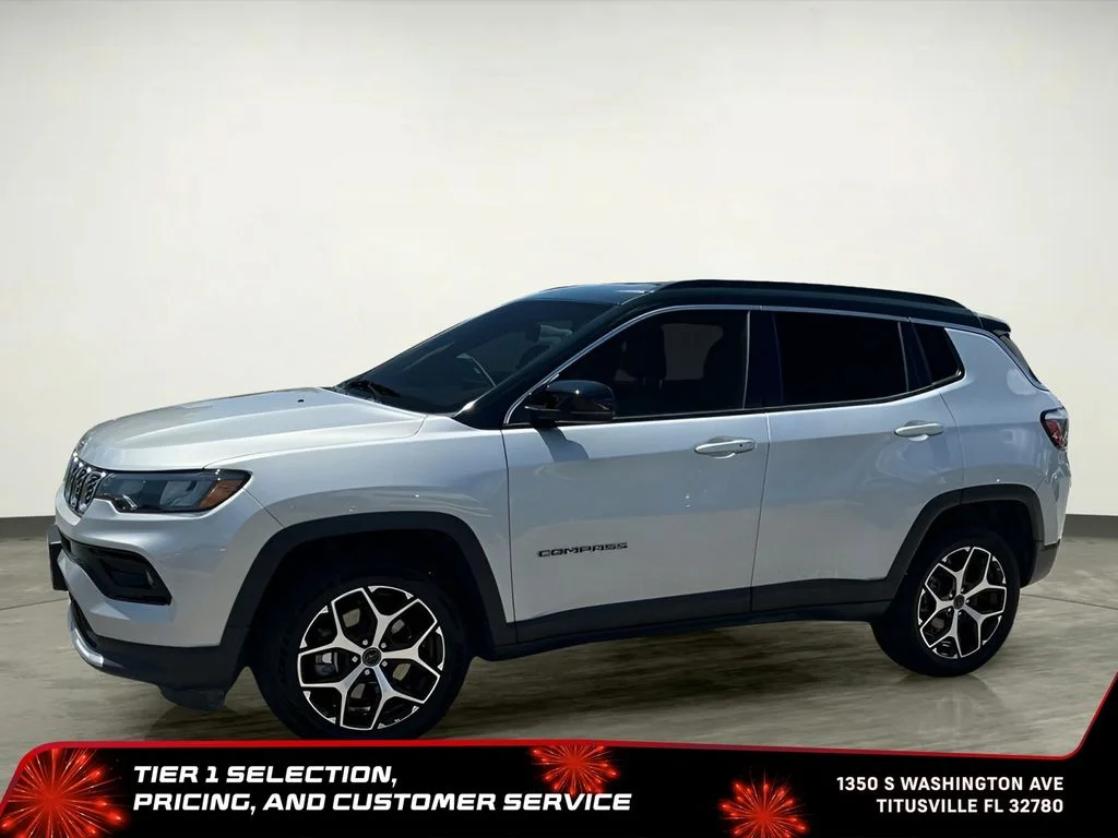 Used 2025 Silver Jeep Limited image 3