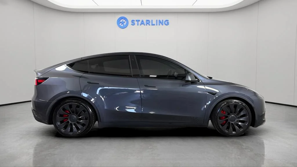 Used 2021 Black Tesla Performance Dual Motor All-Wheel Drive image 11