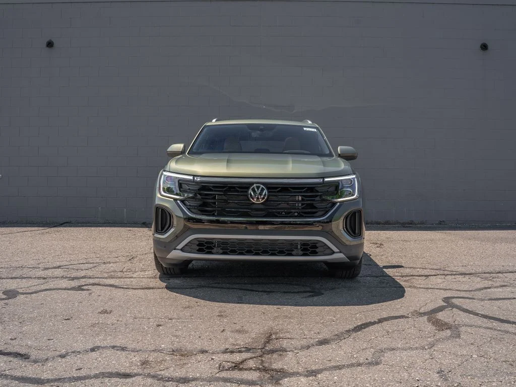 New 2026 Green Volkswagen 2.0T SEL image 2