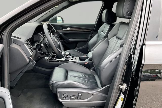 Used 2023 Black Audi 45 S line Premium image 27