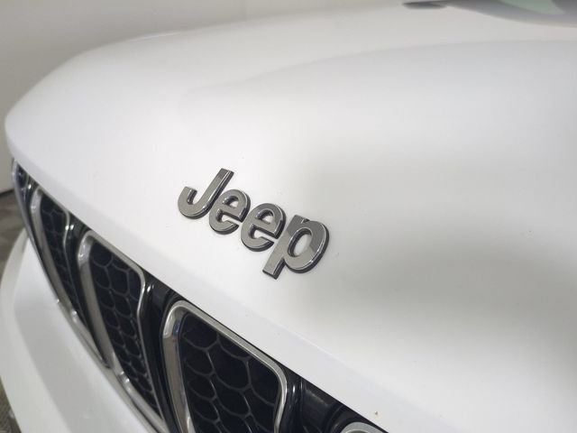 Certified Used 2022 White Jeep Overland image 13