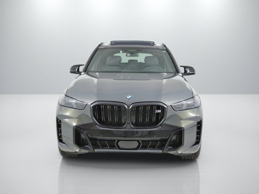New 2026 Dravit Grey Metallic BMW M60i image 2