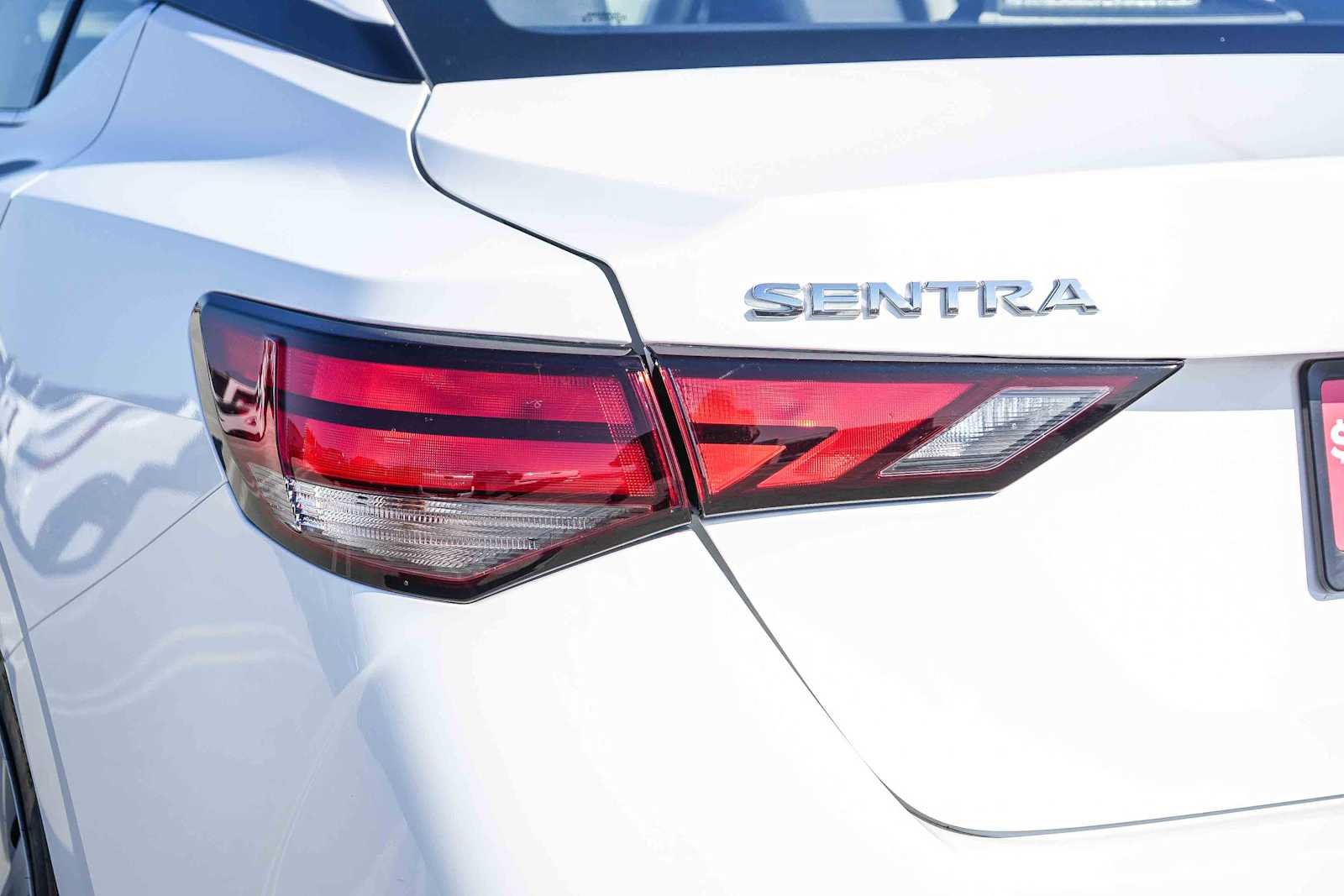2025 Nissan Sentra S - Photo 9