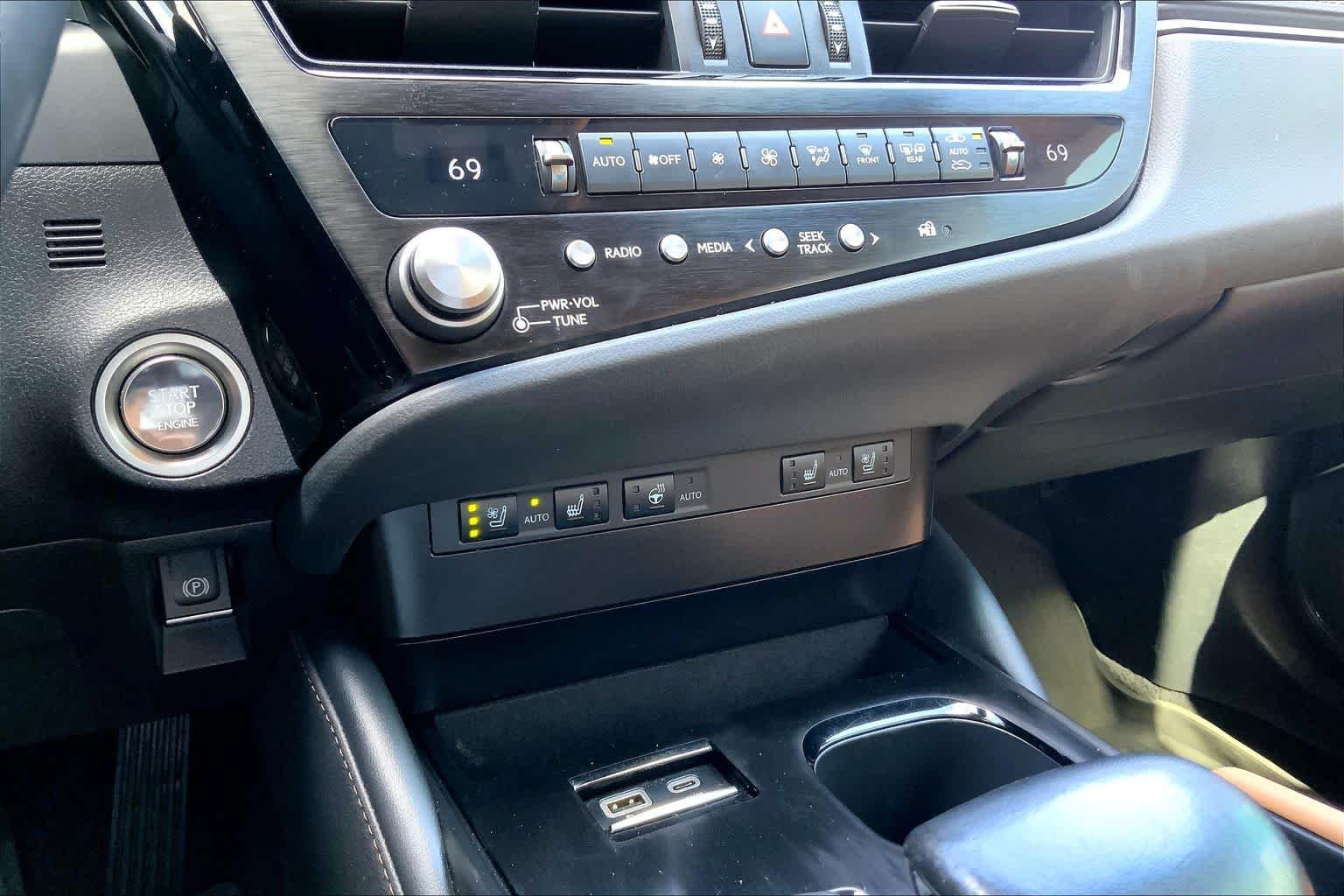 Used 2025 Cloudburst Gray Lexus  image 34