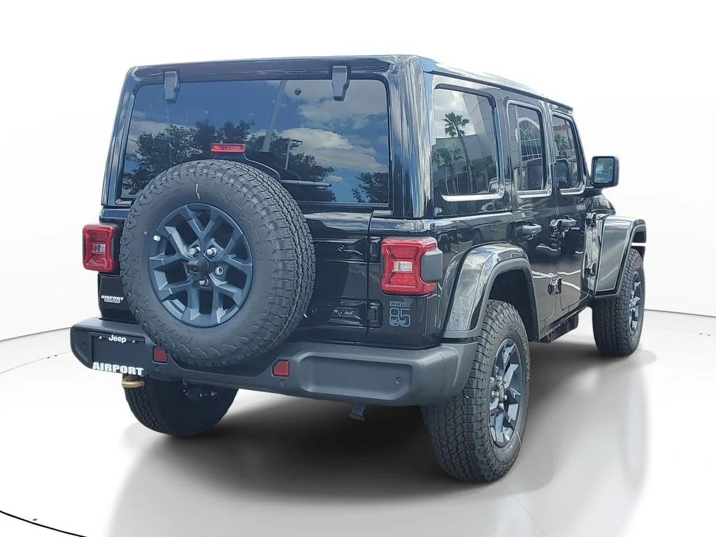 New 2026 Black Jeep 85th Anniversary Edition image 3