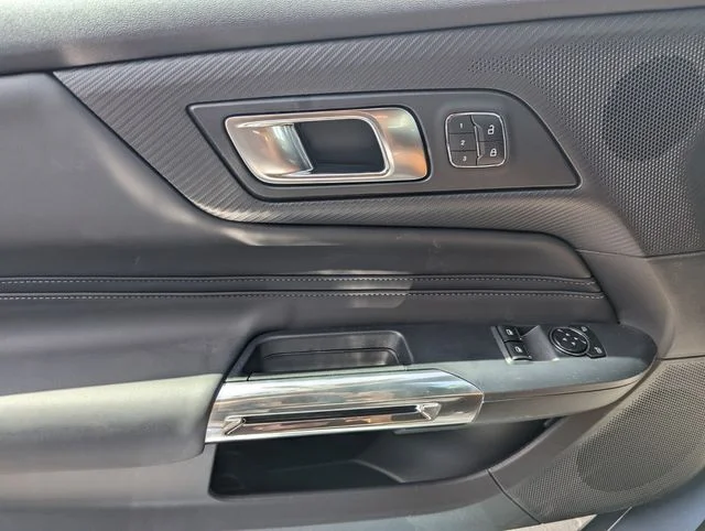 2025 Ford Mustang EcoBoost Premium Fastback - Photo 16