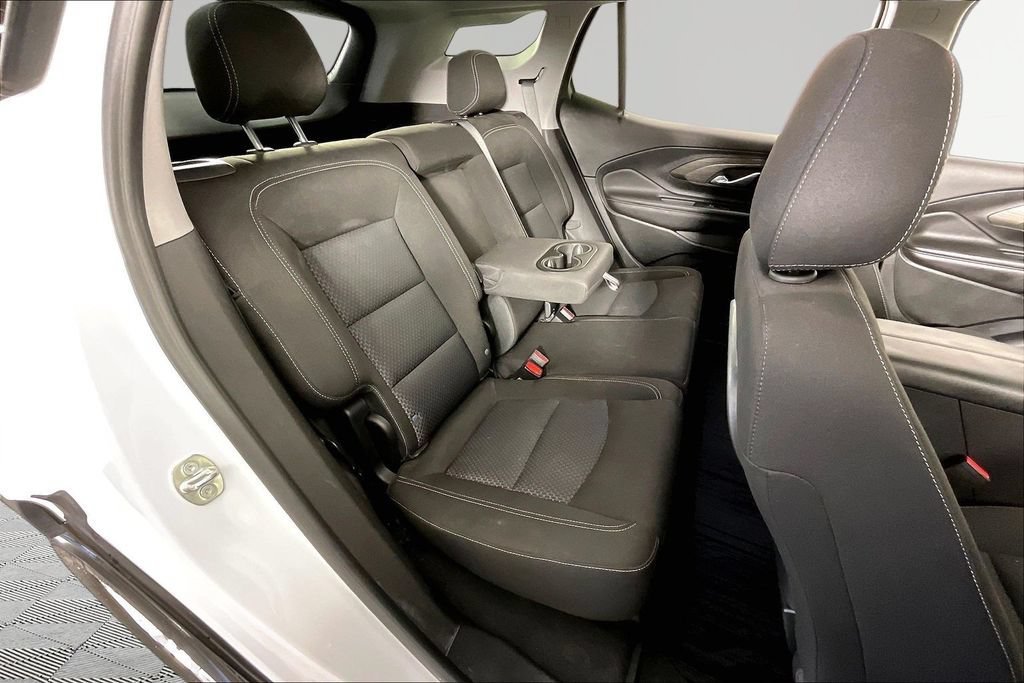 2023 GMC Terrain SLE - Photo 23