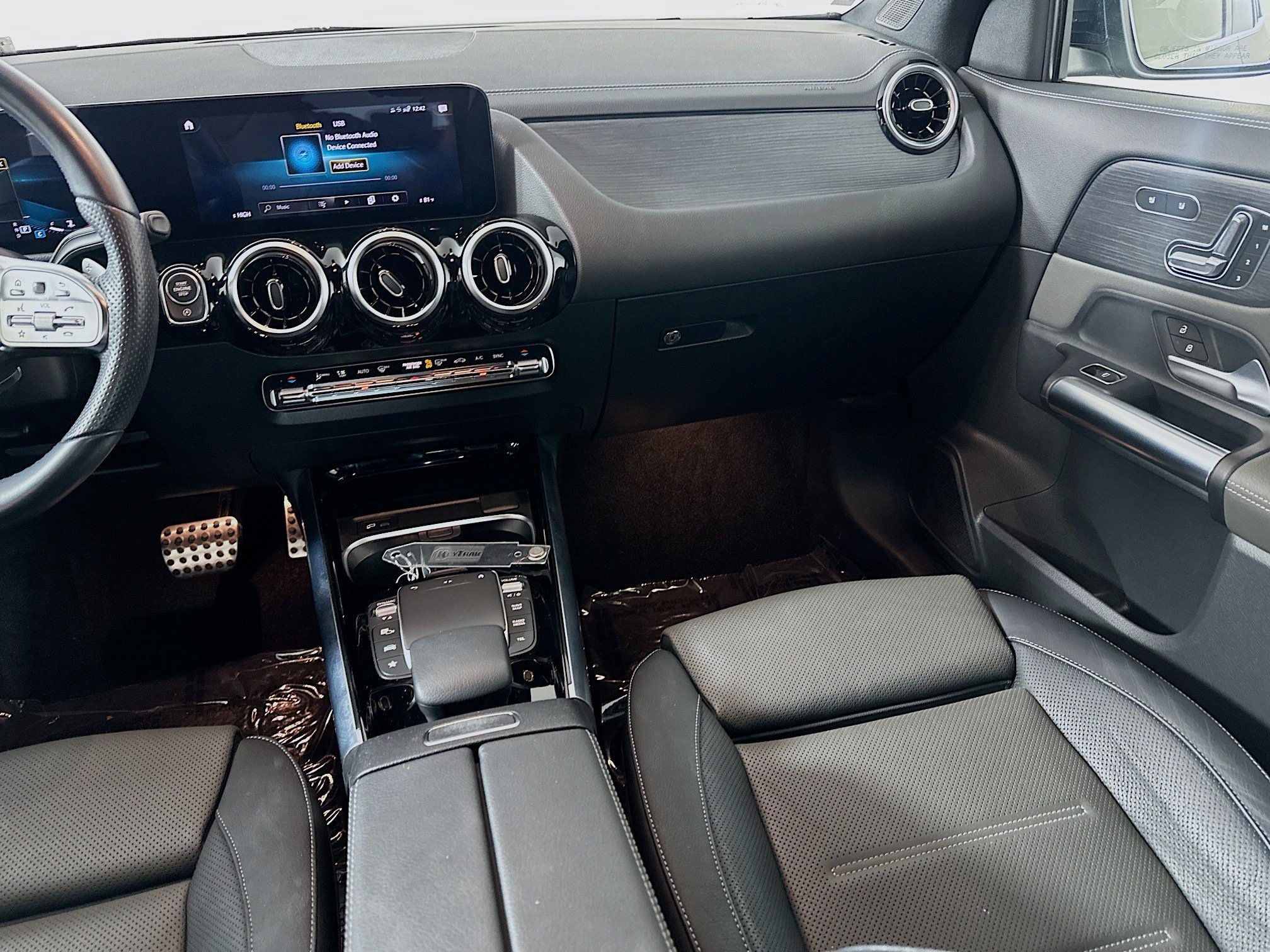 Used 2022 Denim Blue Metallic Mercedes-Benz GLA 250 image 19