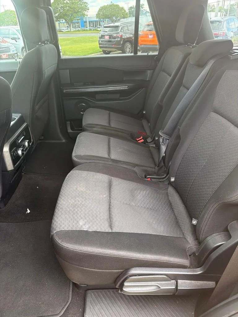 Used 2020 Black Ford XLT image 14