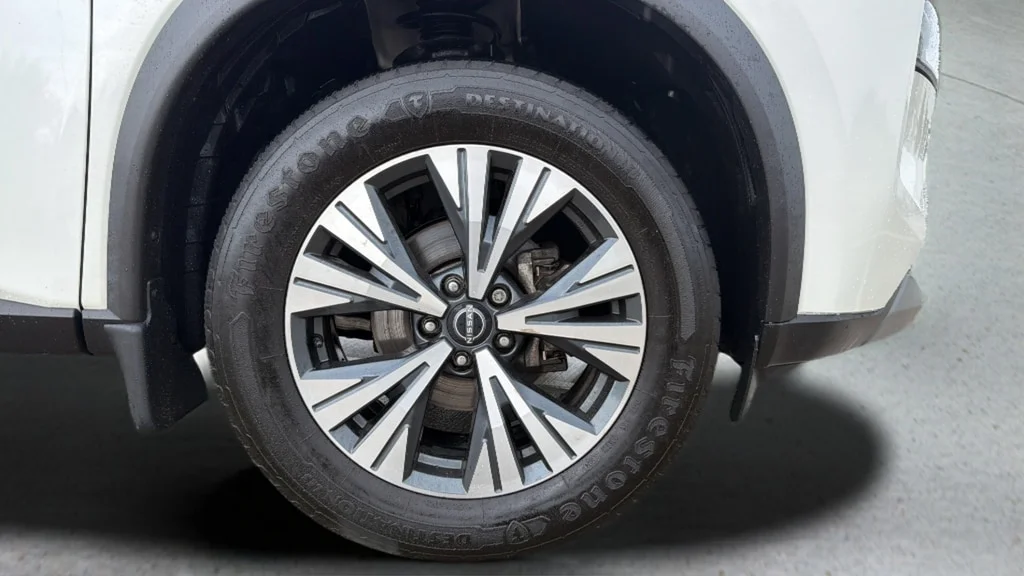 Certified Used 2023 Pearl White Tricoat Nissan SV image 24