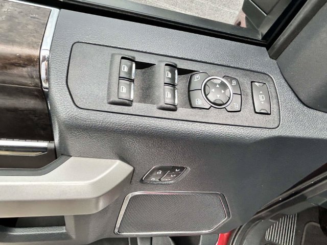 Used 2022 Red Ford Lariat image 21