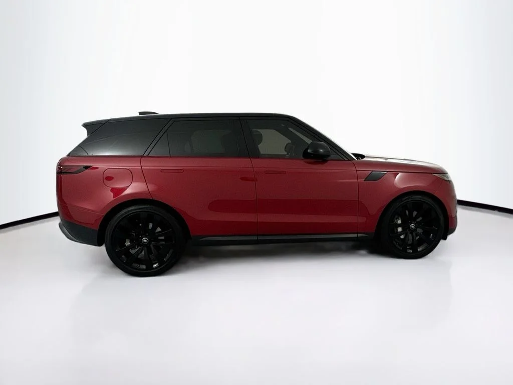 Used 2024 Red Land Rover SE image 4