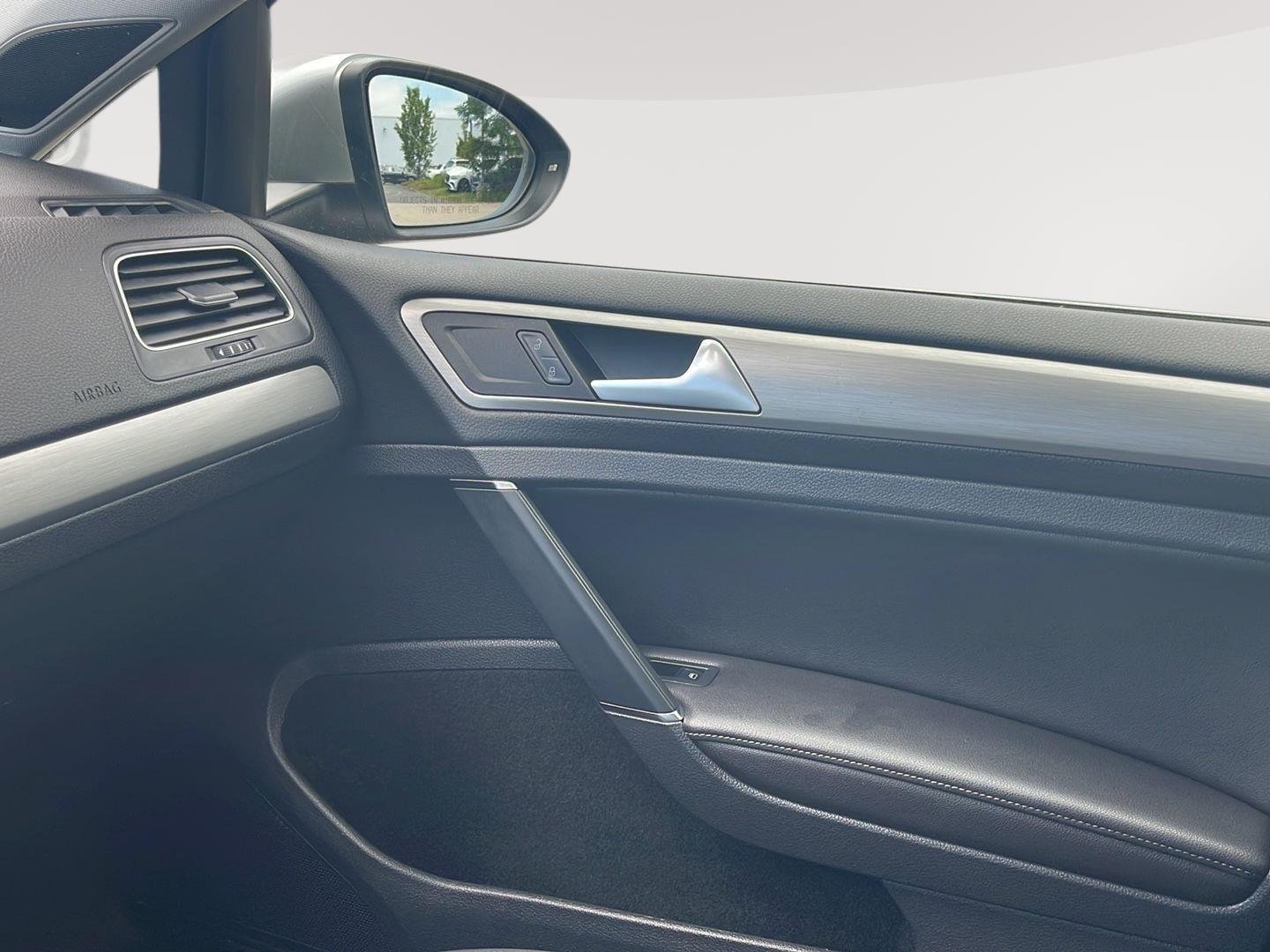 2015 Volkswagen Golf SportWagen TDI SE - Photo 28