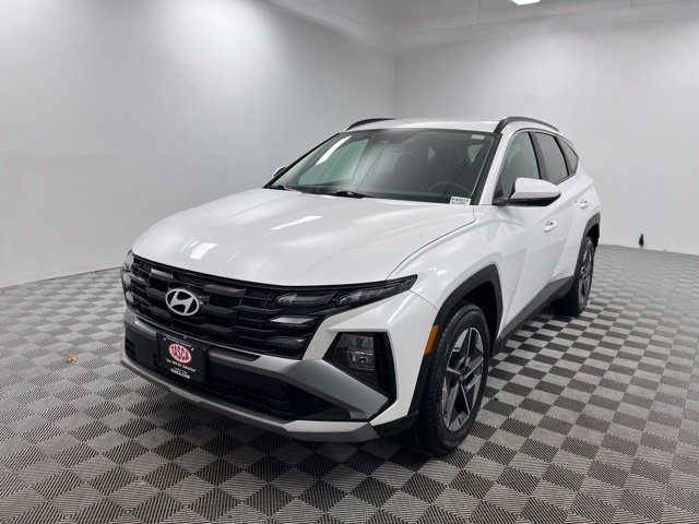 Used 2025 White Pearl Hyundai SEL image 2