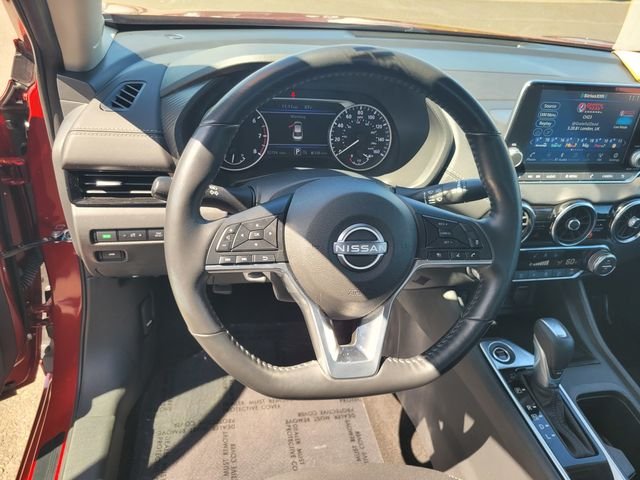 Used 2025 Red Nissan SV image 30