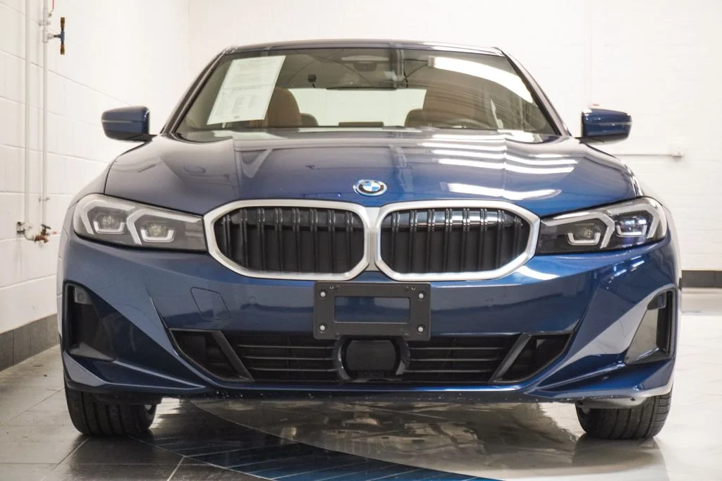 Used 2023 Blue BMW 330e xDrive image 34