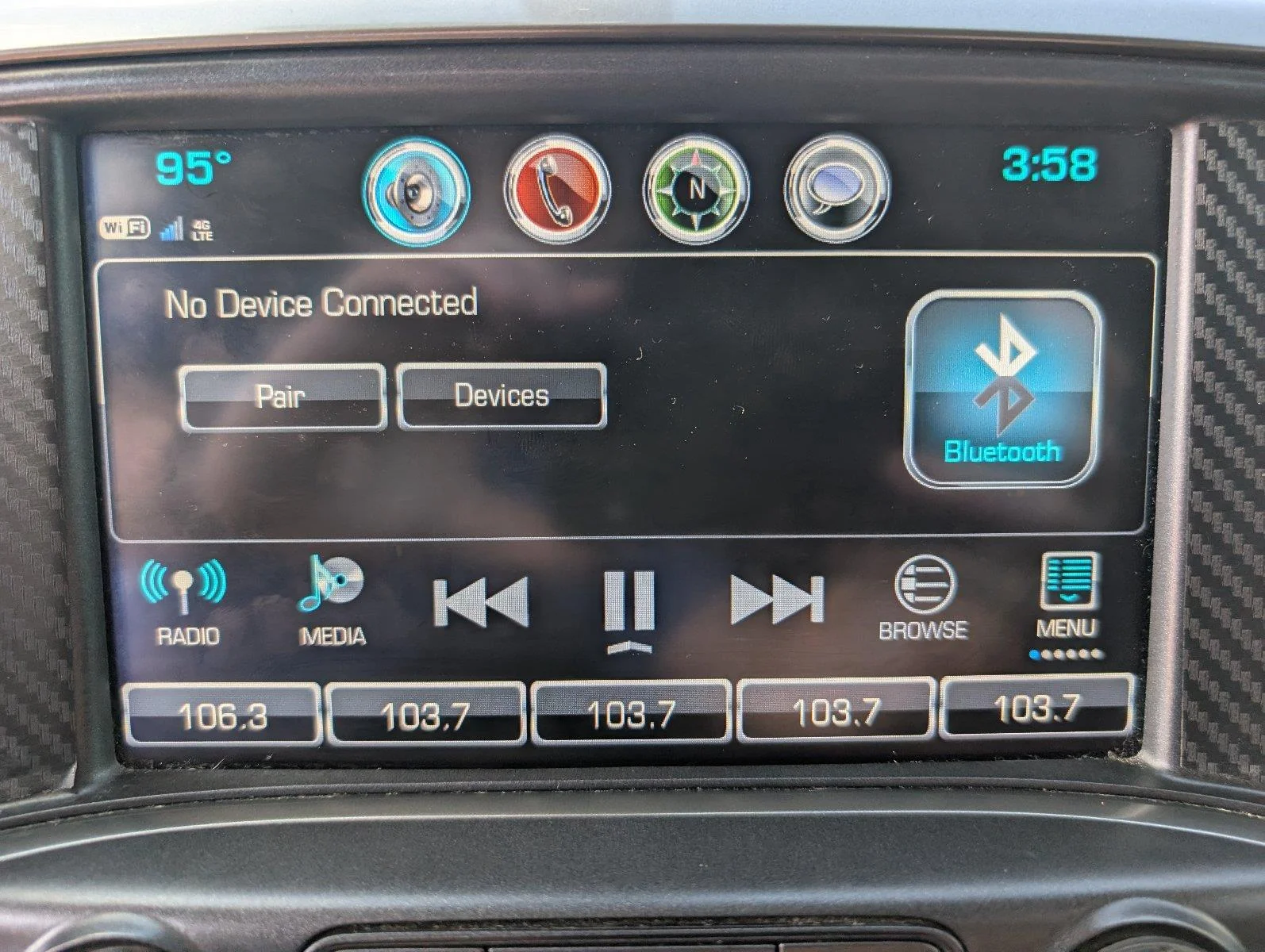 Used 2018 Graphite Metallic Chevrolet LT image 16