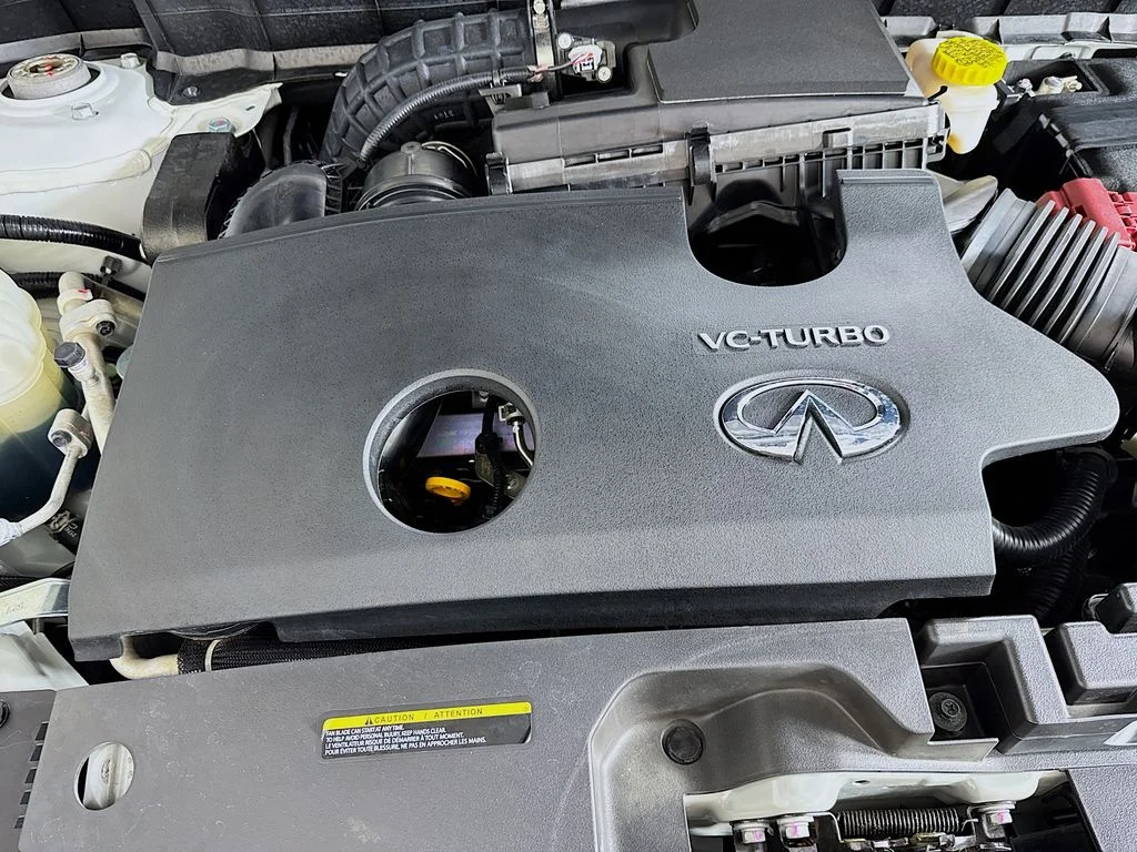 Certified Used 2024 White INFINITI LUXE image 43
