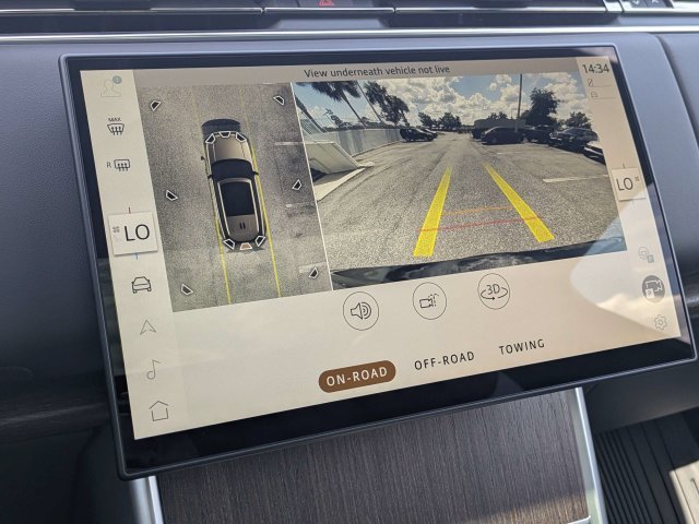 New 2027 Santorini Black Land Rover SE image 21