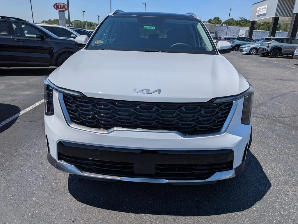 New 2026 White Pearl Kia S image 29