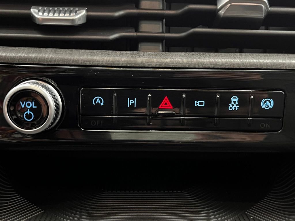 New 2026 Black Ford Platinum image 30