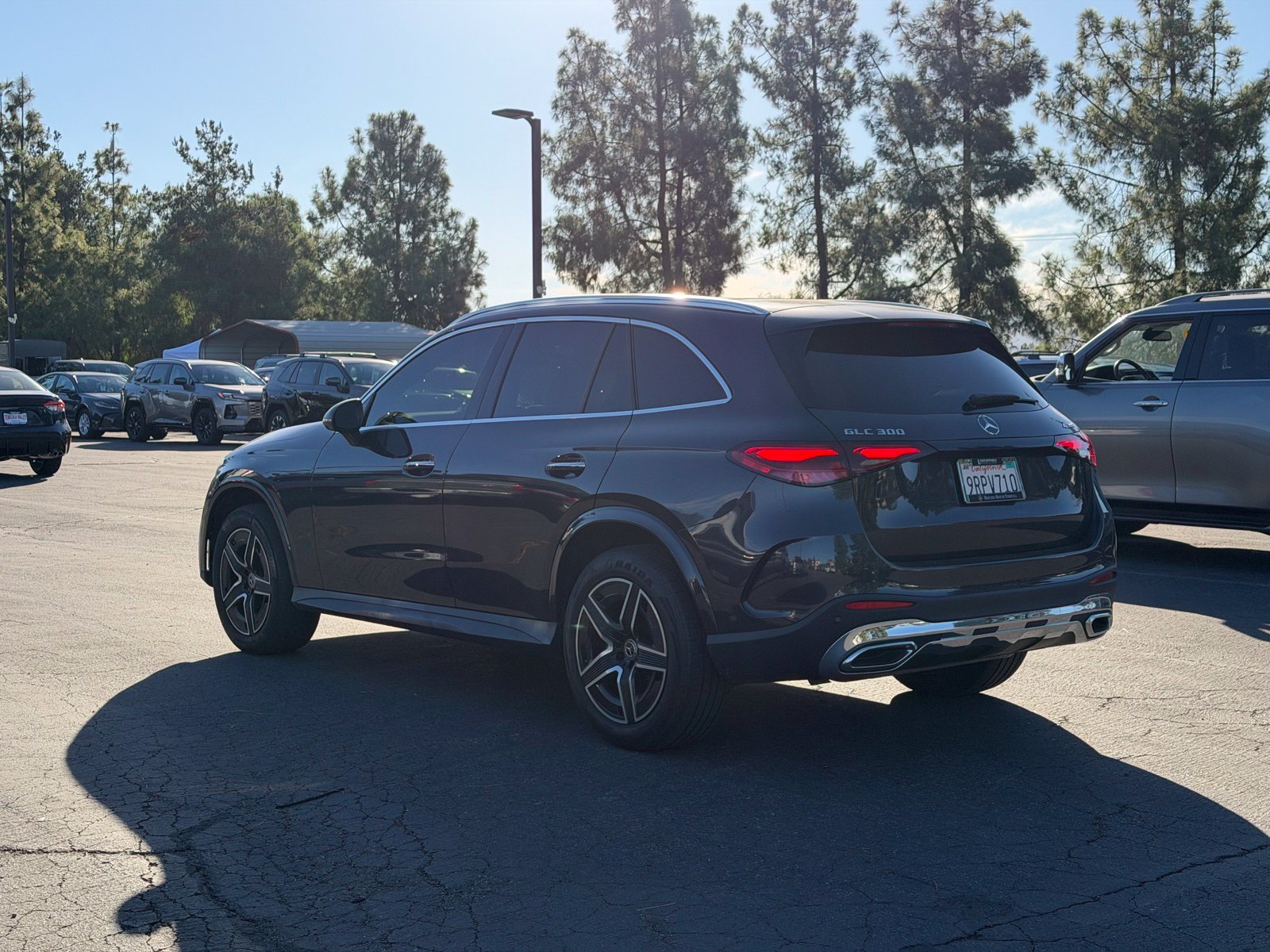 Used 2025 Graphite Gray Metallic Mercedes-Benz GLC 300 image 3