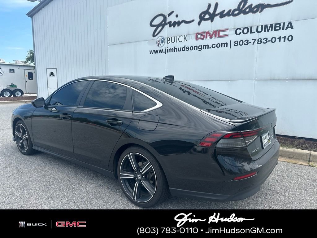 Used 2025  Honda Sport image 3