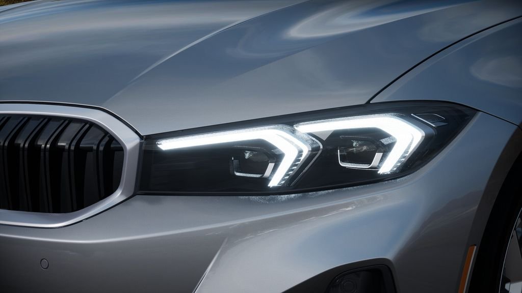 2025 BMW 3 Series 330i - Photo 34