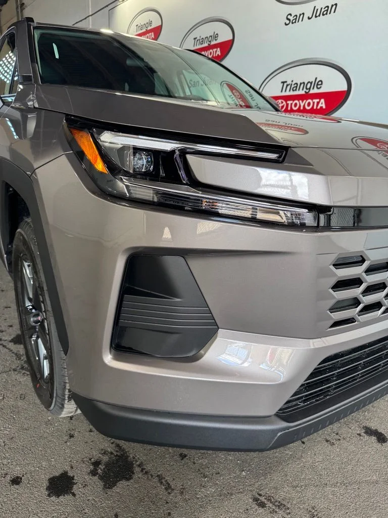 New 2026 Silver Toyota  image 12