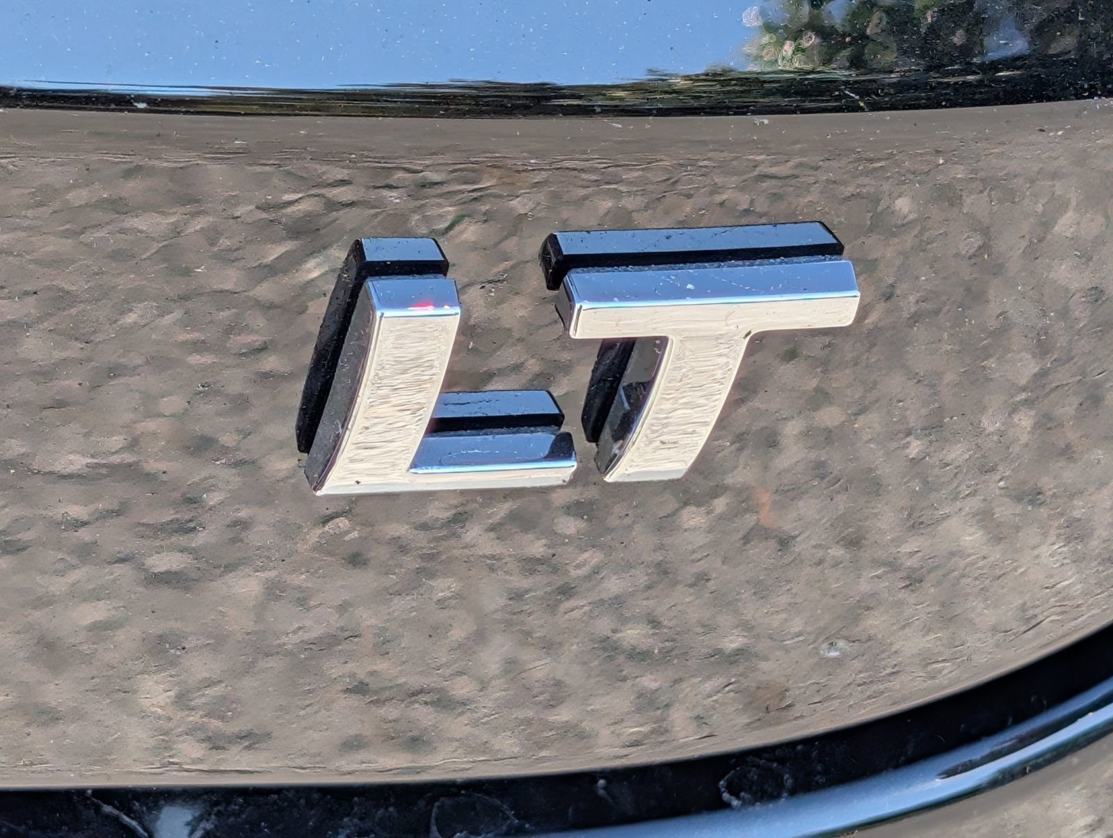 New 2026 Mosaic Black Metallic Chevrolet LT image 6