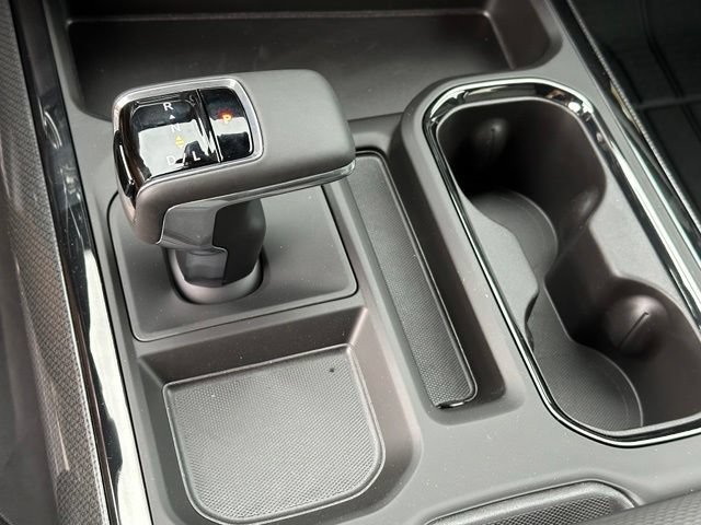 2026 Chevrolet Silverado 1500 ZR2 - Photo 32