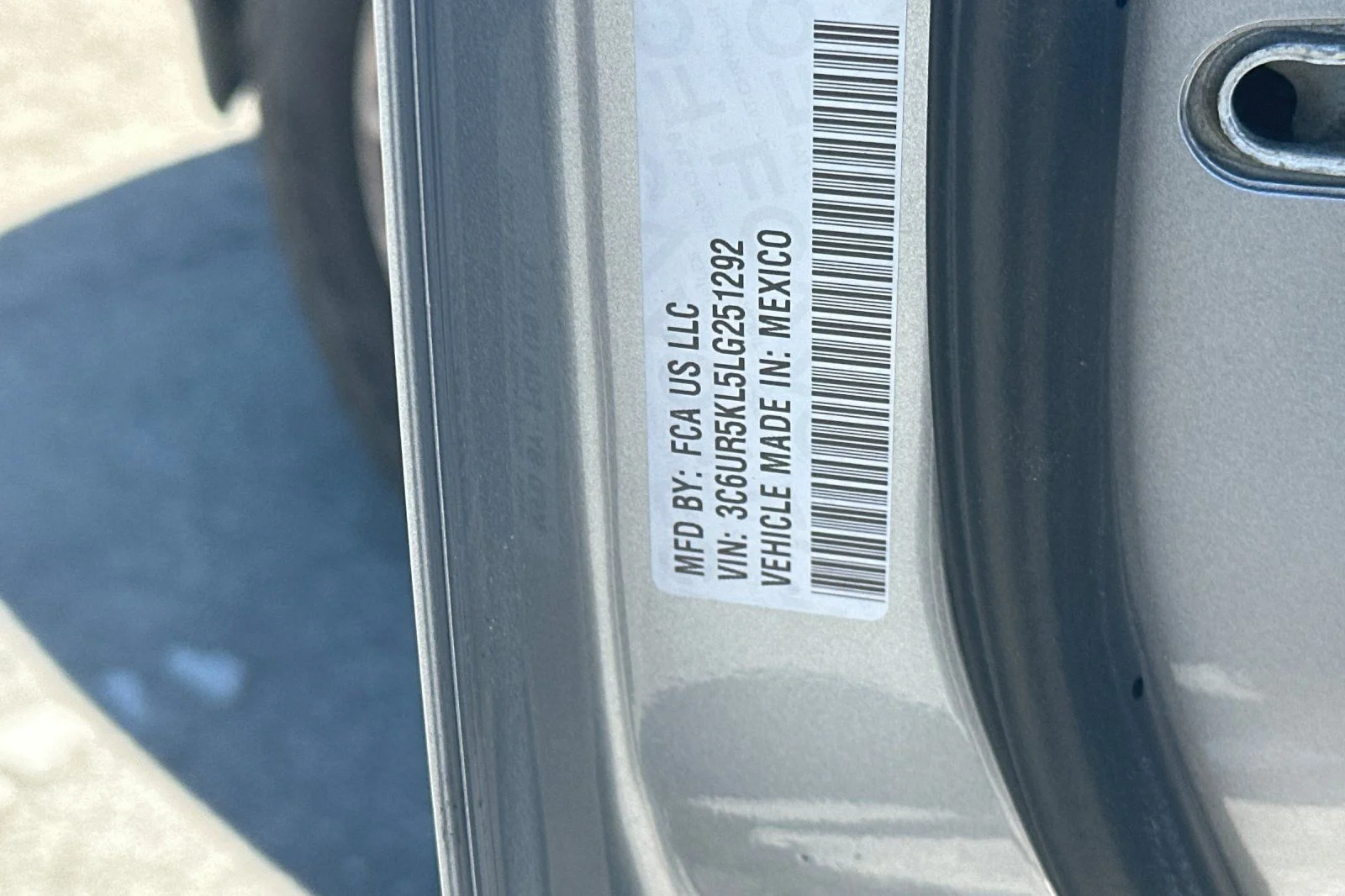 Used 2020 Silver Ram Laramie image 9