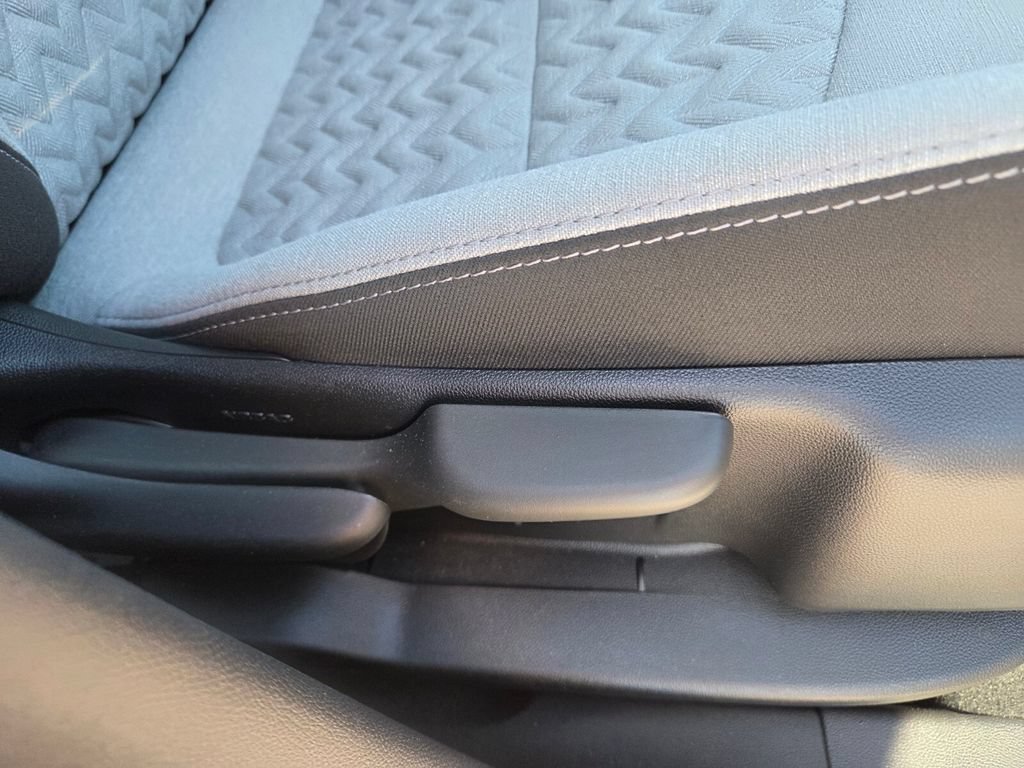 2024 Chevrolet Equinox LS - Photo 16