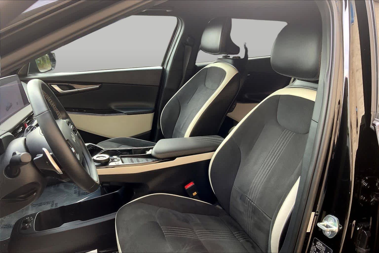 Pre-Owned 2023 Kia EV6 GT-Line